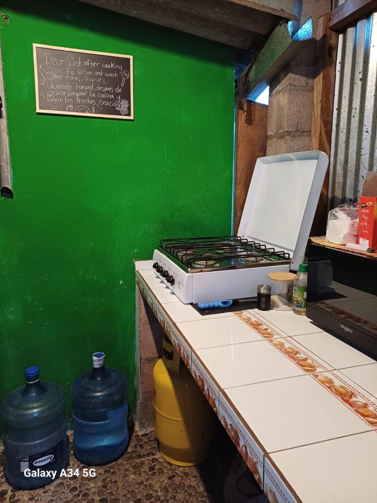 Hostal Nina Oly Tamanique Экстерьер фото